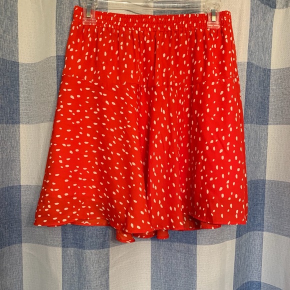 Banana Republic red skirt, size XS, NWT! - Picture 1 of 4